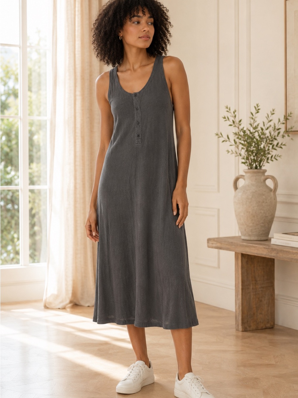 the GREAT. Slim Henley Scoop Neck Dress in Washed Black Midi Size Small